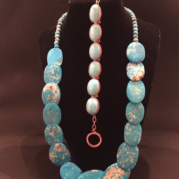 unknown Jewelry - Turquoise and Copper Bracelet and Necklace Faux Turquoise